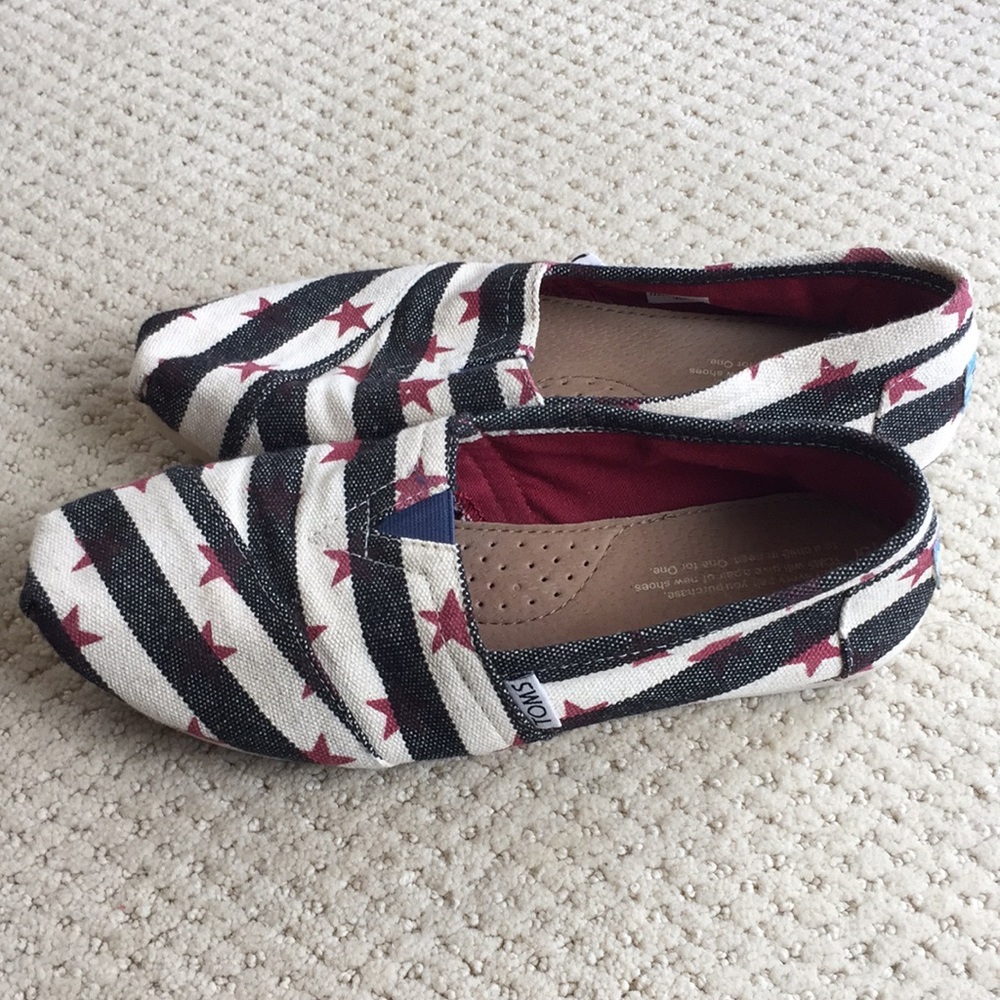 Women’s toms slip on shoes - Picture 2 of 6